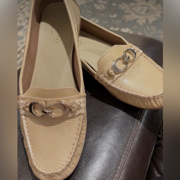 COACH FORTUNATA Shoes - Coach Fortunata Pearlized Cloud Patent Leather Loafers Silver double C hardware